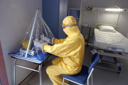 Ebola : la malade française rapatriée et hospitalisée à Saint-Mandé