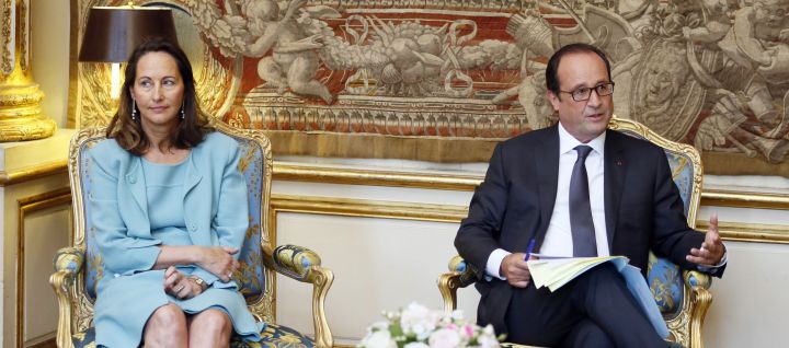 Autoroutes gratuites le week-end : Royal recadrée par Hollande