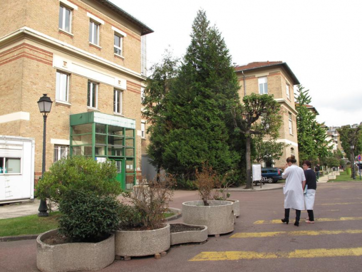 Ebola : un syndicat d’infirmiers dénonce «l’omerta» en France
